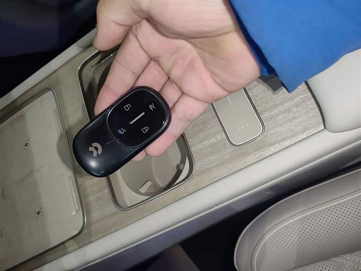 Nio ES8 2026 2026款 七座行政豪华版