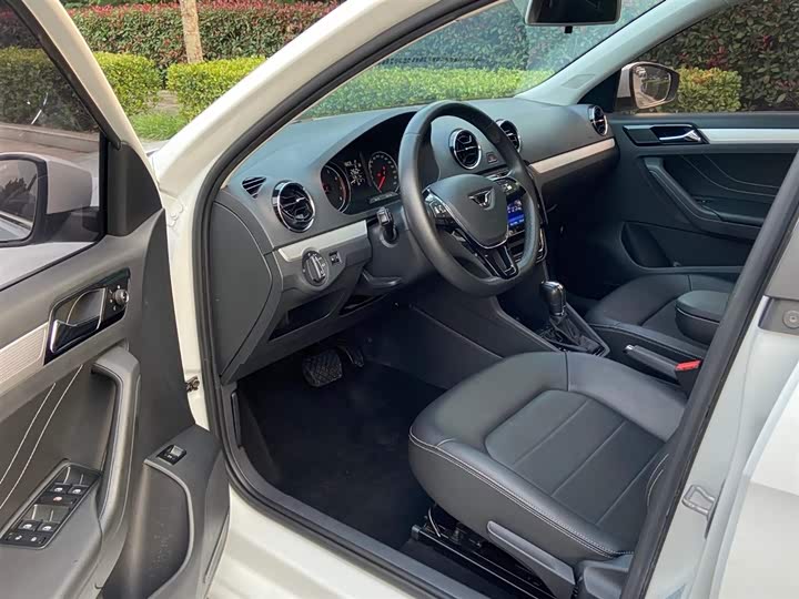 Jetta VA3 2021 2021款 1.5L 自动荣耀版