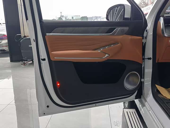 Tank 500 2023 2023款 3.0T 运动版 造境型 5座