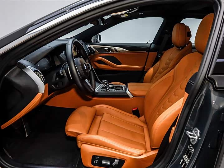 BMW 8 Series 2022 2022款 840i 四门轿跑车 M运动套装