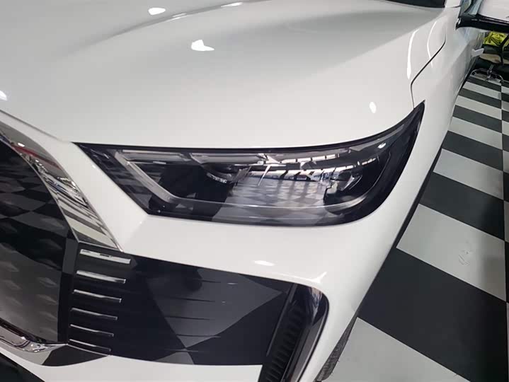 2025 Chery Fulwin T8