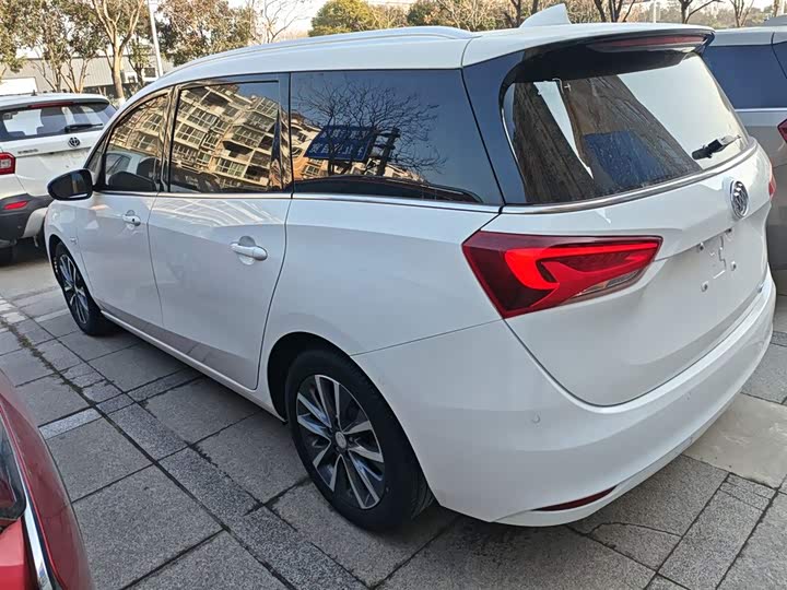 Buick GL6 2021 2021款 323T 轻混动互联尊贵型