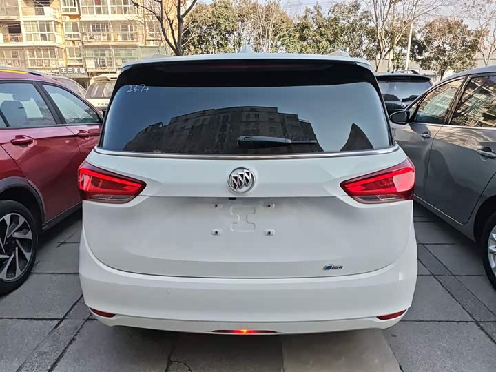 Buick GL6 2021 2021款 323T 轻混动互联尊贵型