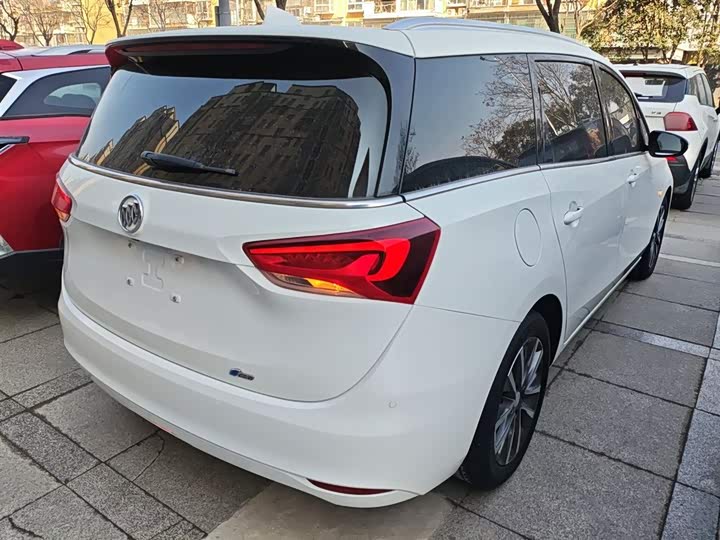 Buick GL6 2021 2021款 323T 轻混动互联尊贵型