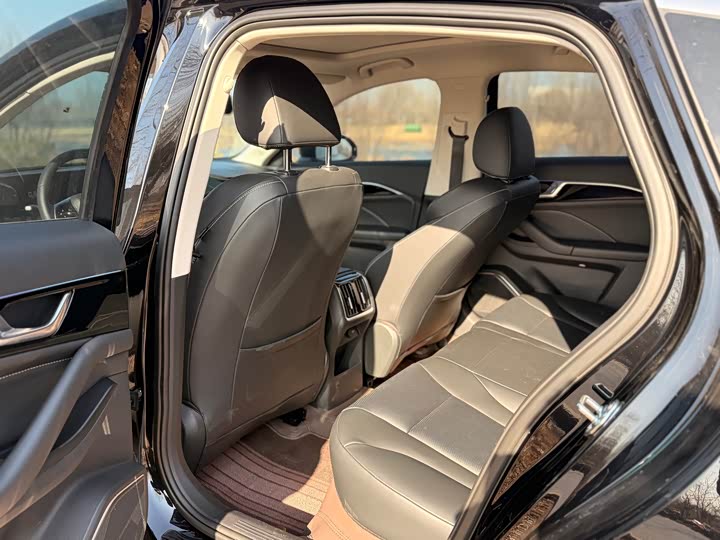 Bestune B70 2024 2024款 龙腾版 1.5T 领创型