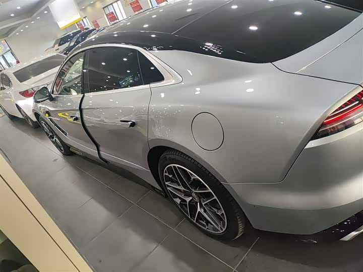 BYD Yangwang U7 2025 2025款 EV 四座旗舰版