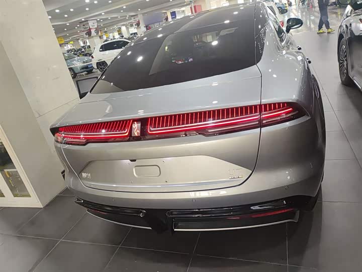 BYD Yangwang U7 2025 2025款 EV 四座旗舰版