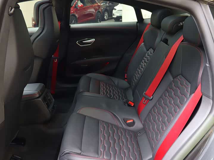 Audi RS e-tron GT 2023 2023款 基本型