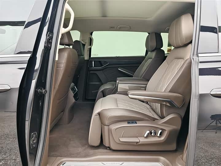 Volkswagen Viloran 2024 2024款 380TSI 尊贵版