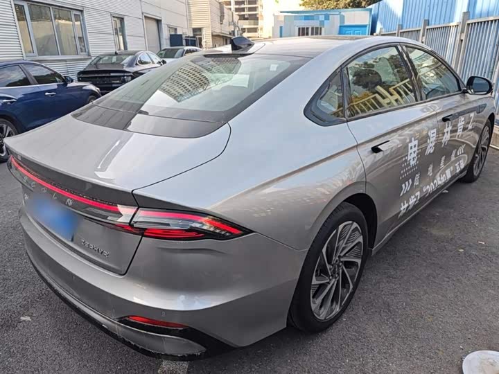 Lincoln Z (Zephyr) 2024 2024款 2.0T 两驱尊逸混动版