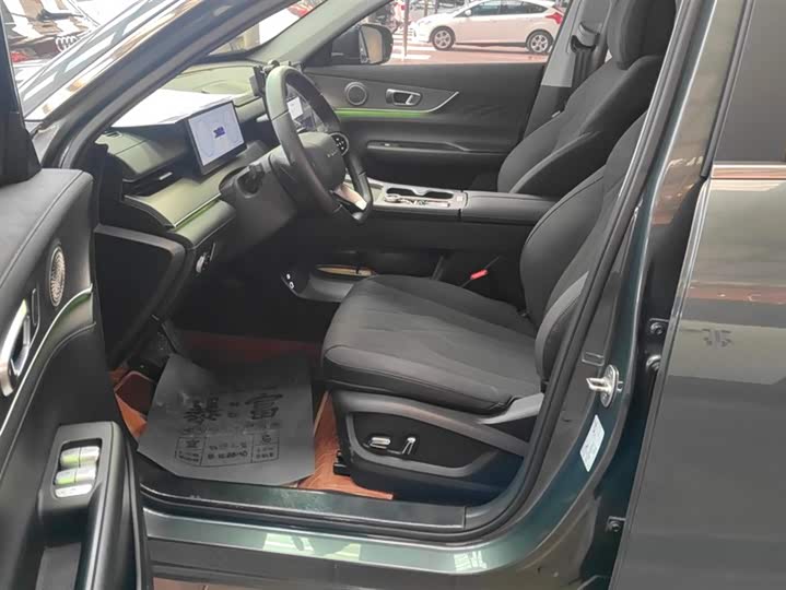 Chery Fulwin T8 2025 2025款 1.5T 130km 豪华版 5座