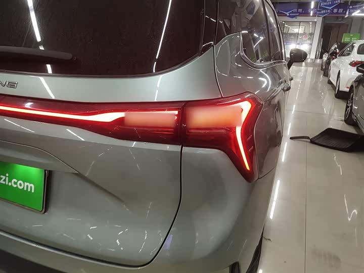 Dongfeng Forthing Yacht 2022 2022款 1.5T DCT逐浪版