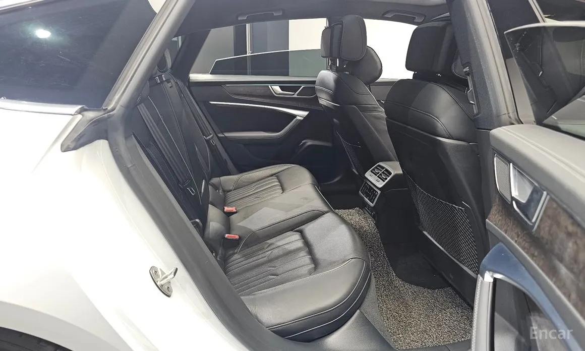 Audi A7 2018 55 TFSI Quattro Premium