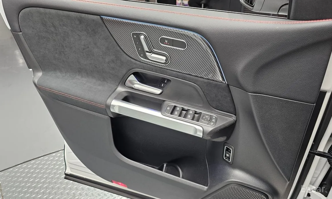 Mercedes-Benz GLB-Class 2020 AMG GLB35 4MATIC