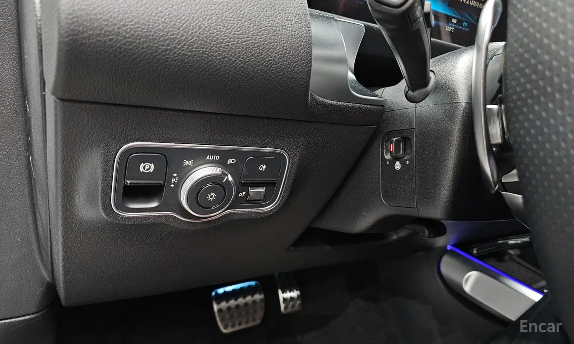 Mercedes-Benz GLB-Class 2020 AMG GLB35 4MATIC