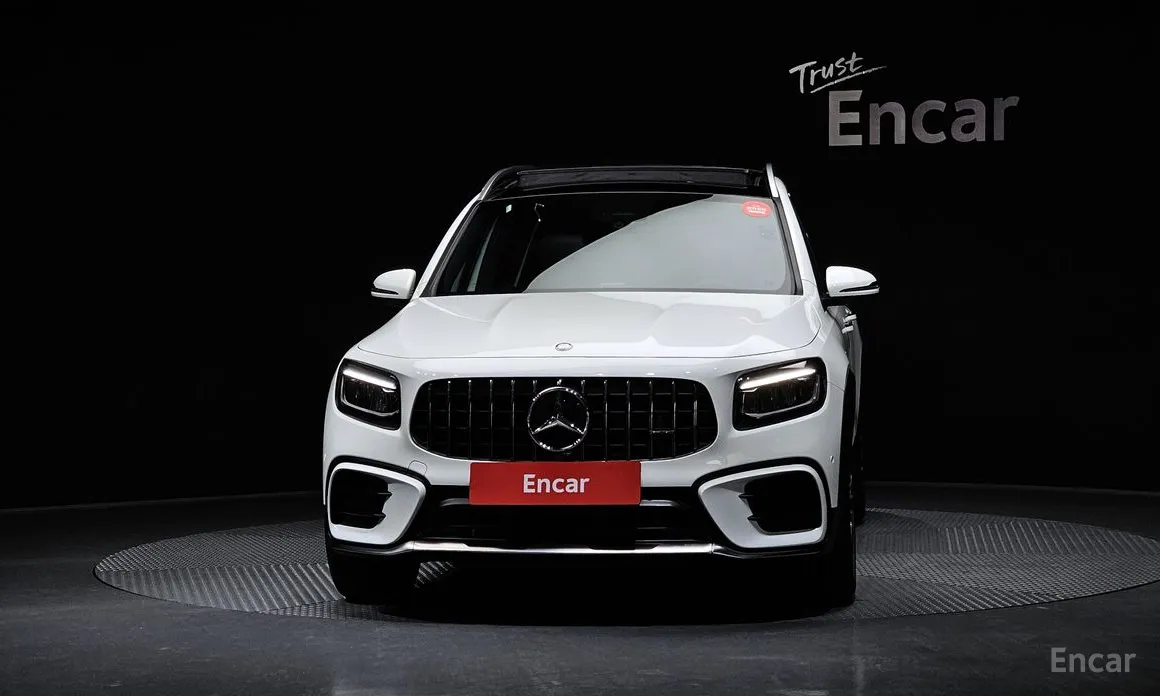 Mercedes-Benz GLB-Class 2020 AMG GLB35 4MATIC