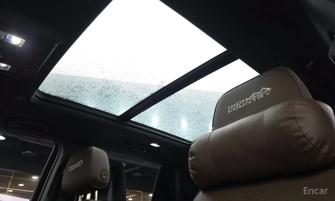 Chevrolet Tahoe 2022 6.2 High Country 4WD