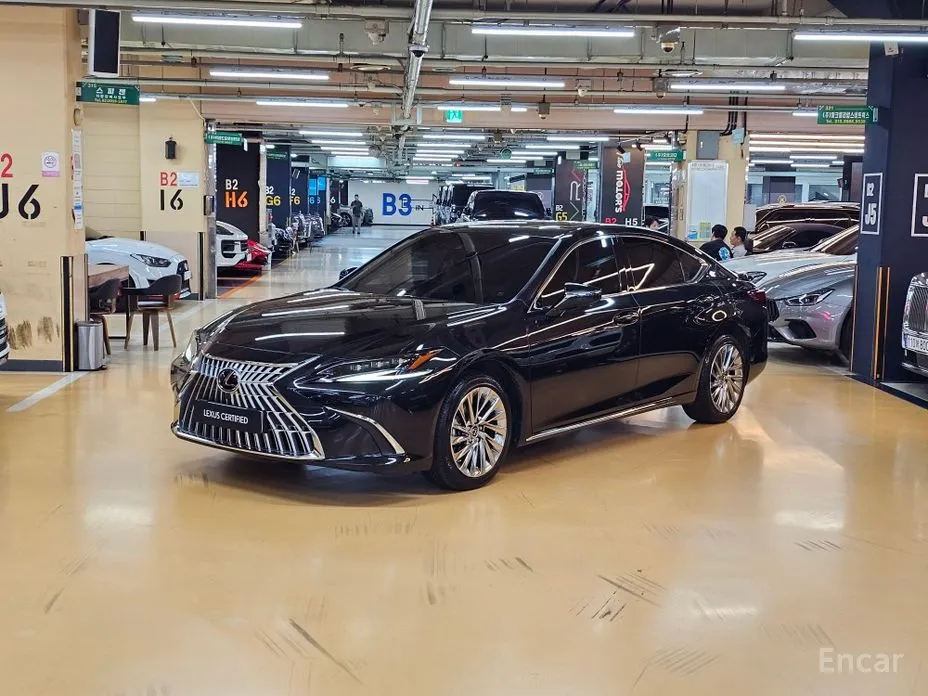 2018 Lexus ES