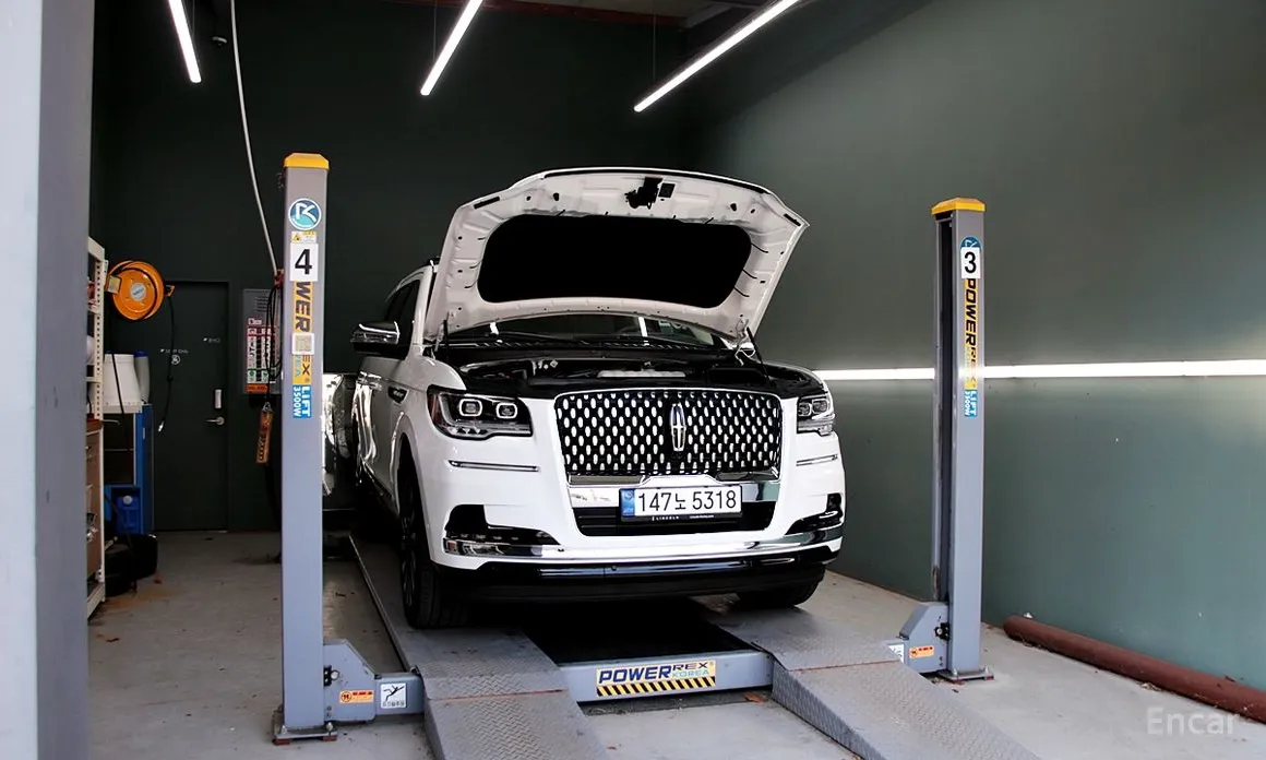 Lincoln Navigator 2018 3.5L Black Label