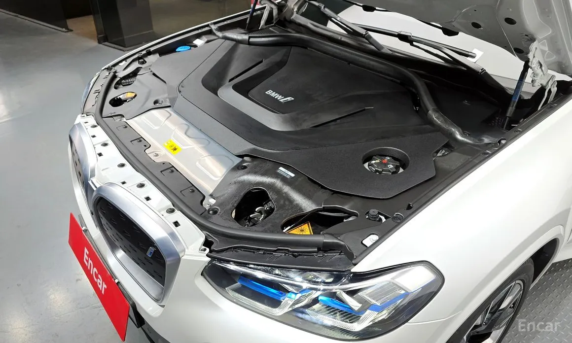 BMW iX3 2021 M Sports