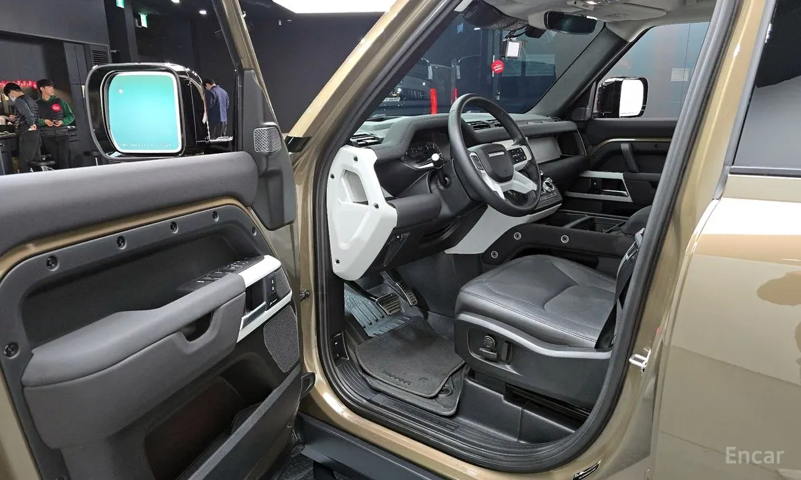 Land Rover Defender 2020 110 D250 SE