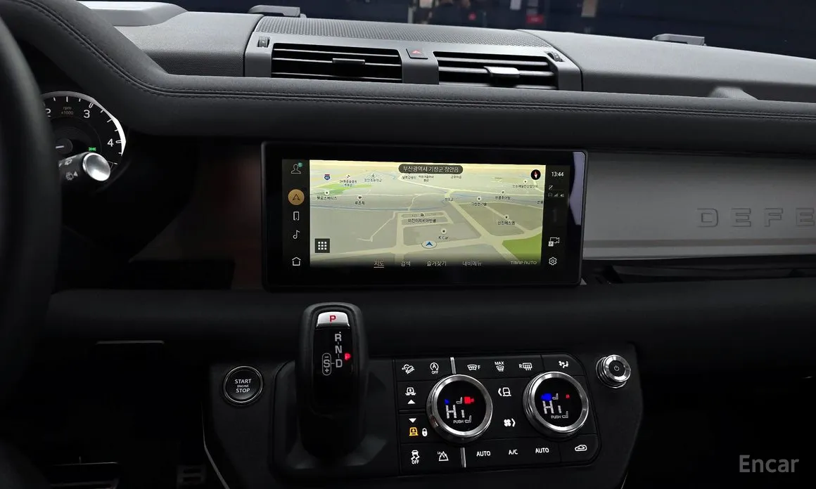 Land Rover Defender 2020 110 D250 SE