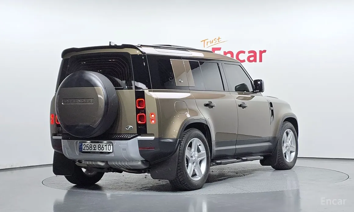 Land Rover Defender 2020 110 D250 SE