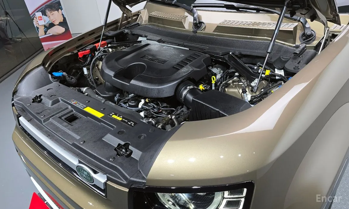 Land Rover Defender 2020 110 D250 SE