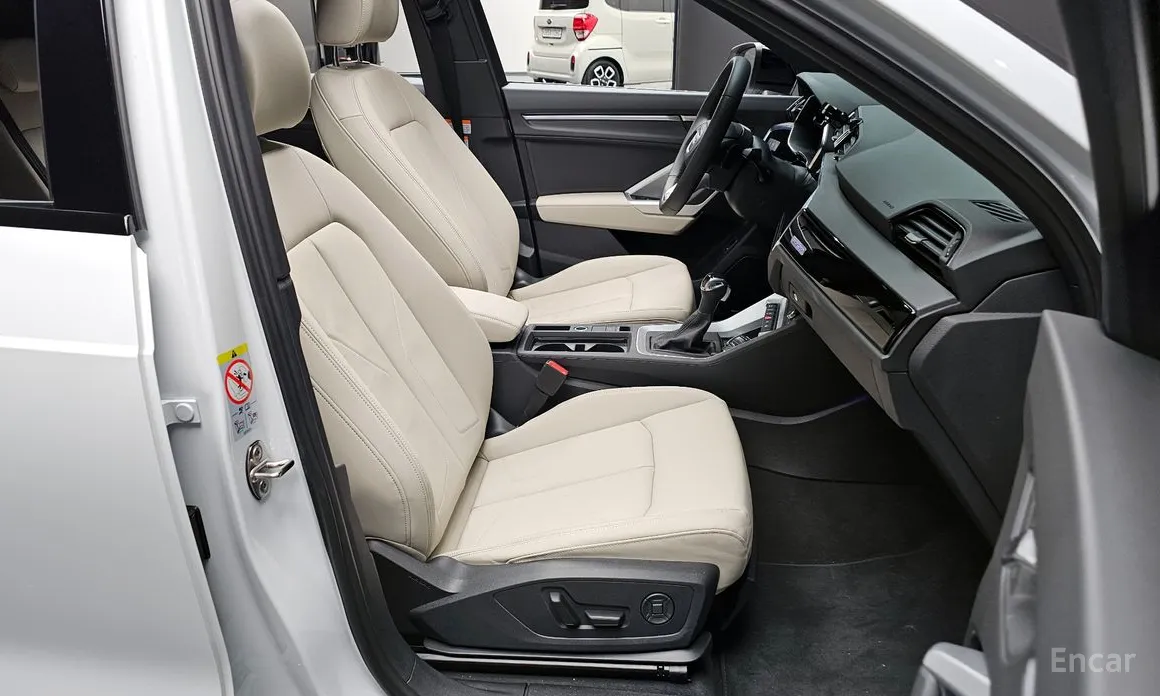 Audi Q3 2018 40 TFSI Quattro Premium