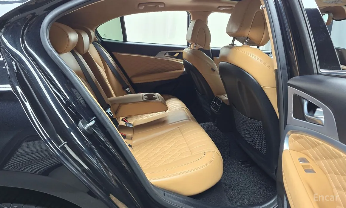 Genesis G70 2022 Gasoline 2.0T 4WD