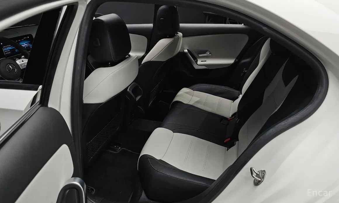 Mercedes-Benz A-Class 2019 A250 4MATIC Sedan