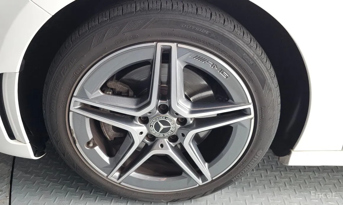 Mercedes-Benz A-Class 2019 A250 4MATIC Sedan