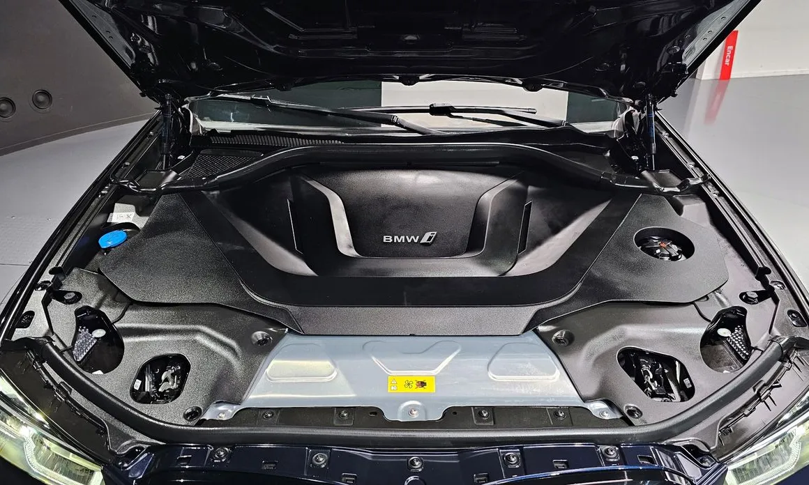 BMW iX3 2021 M Sports