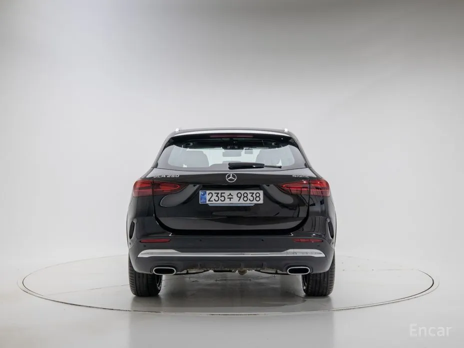 Mercedes-Benz GLA-Class 2020 GLA250 4MATIC