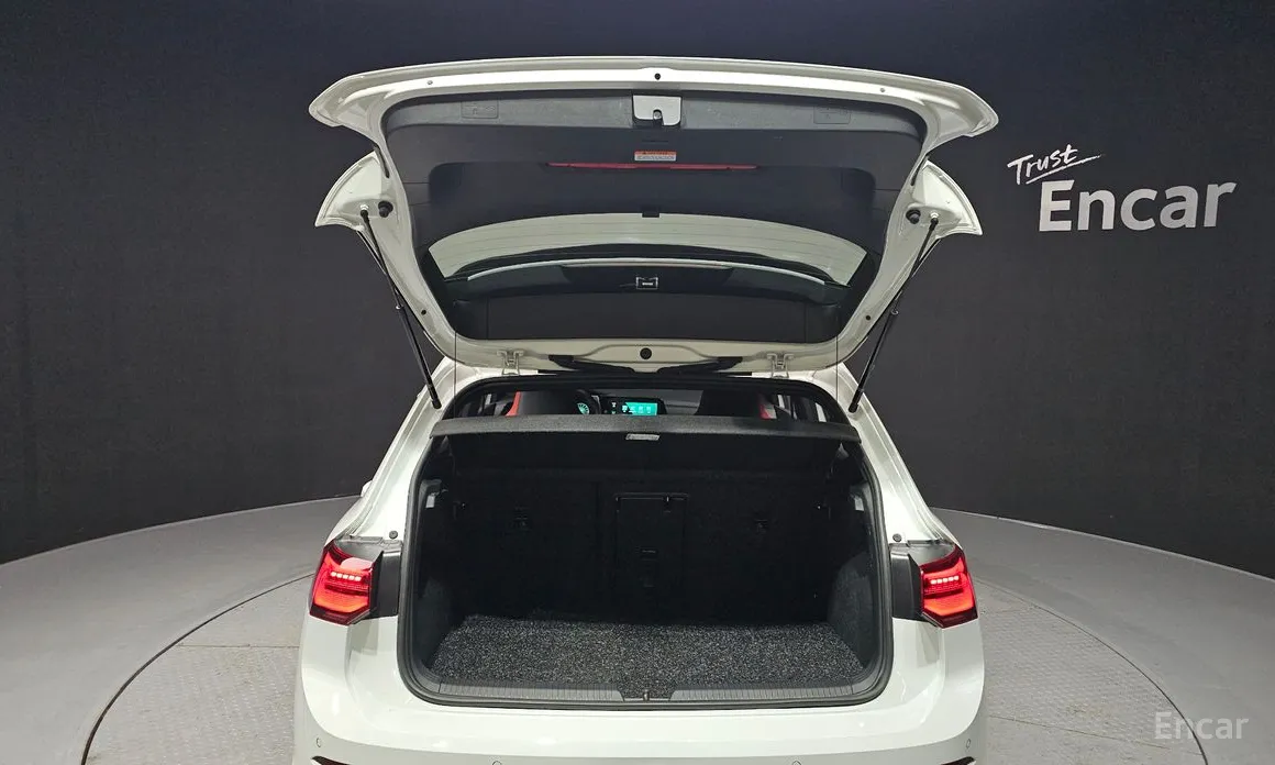 Volkswagen Golf 2022 2.0 GTI