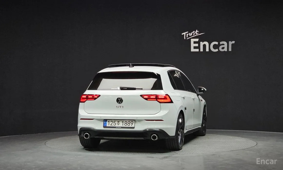 Volkswagen Golf 2022 2.0 GTI