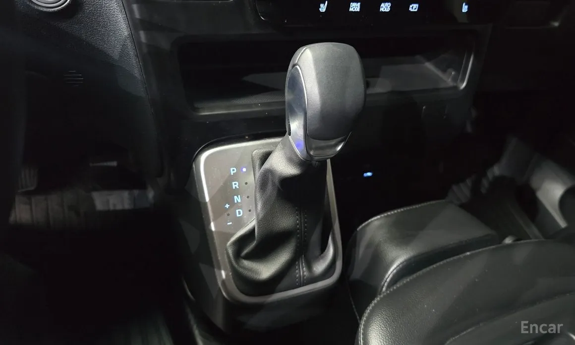 Hyundai Staria 2021 Tourer 9-Seater