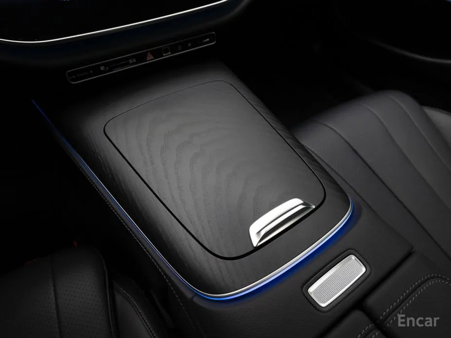 Mercedes-Benz E-Class 2024 E220d 4MATIC Exclusive