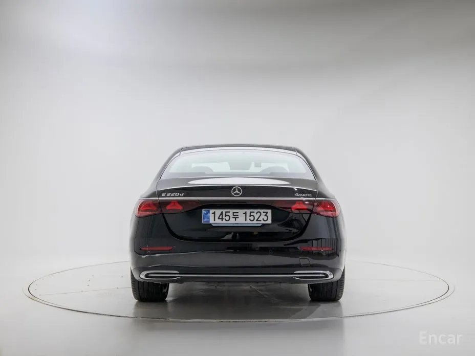 Mercedes-Benz E-Class 2024 E220d 4MATIC Exclusive