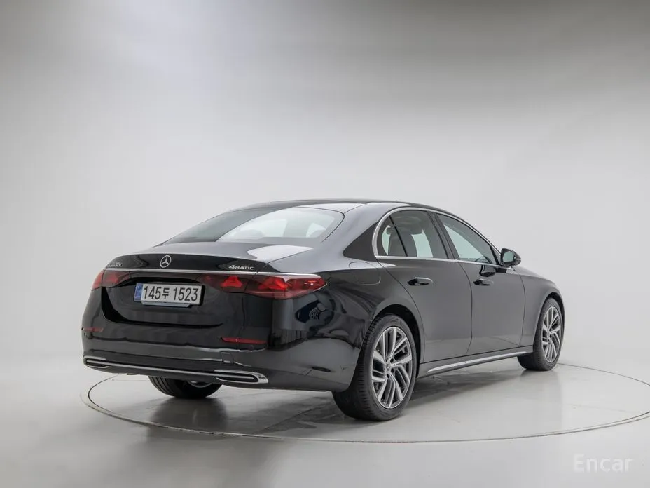 Mercedes-Benz E-Class 2024 E220d 4MATIC Exclusive