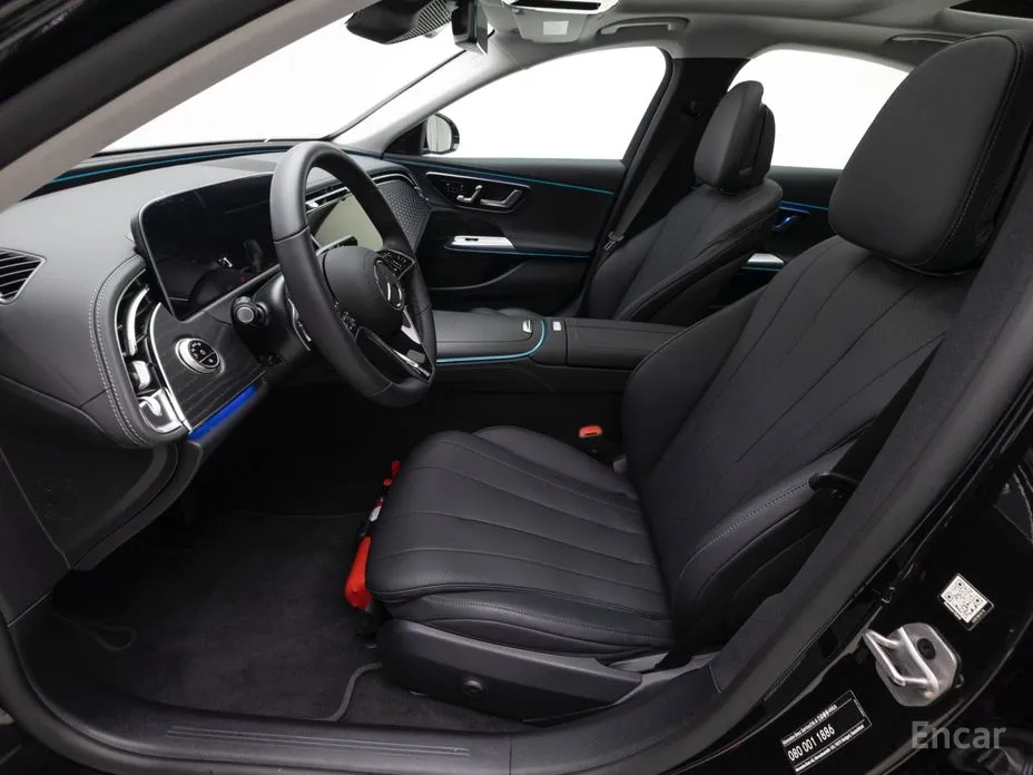Mercedes-Benz E-Class 2024 E220d 4MATIC Exclusive
