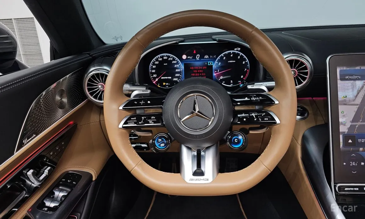 Mercedes-Benz SL-Class 2023 AMG SL63 4MATIC+ Manufaktur