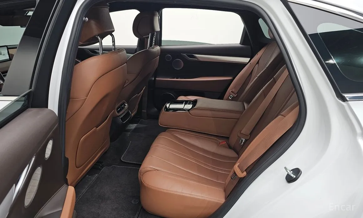 Genesis G80 2021 e-AWD