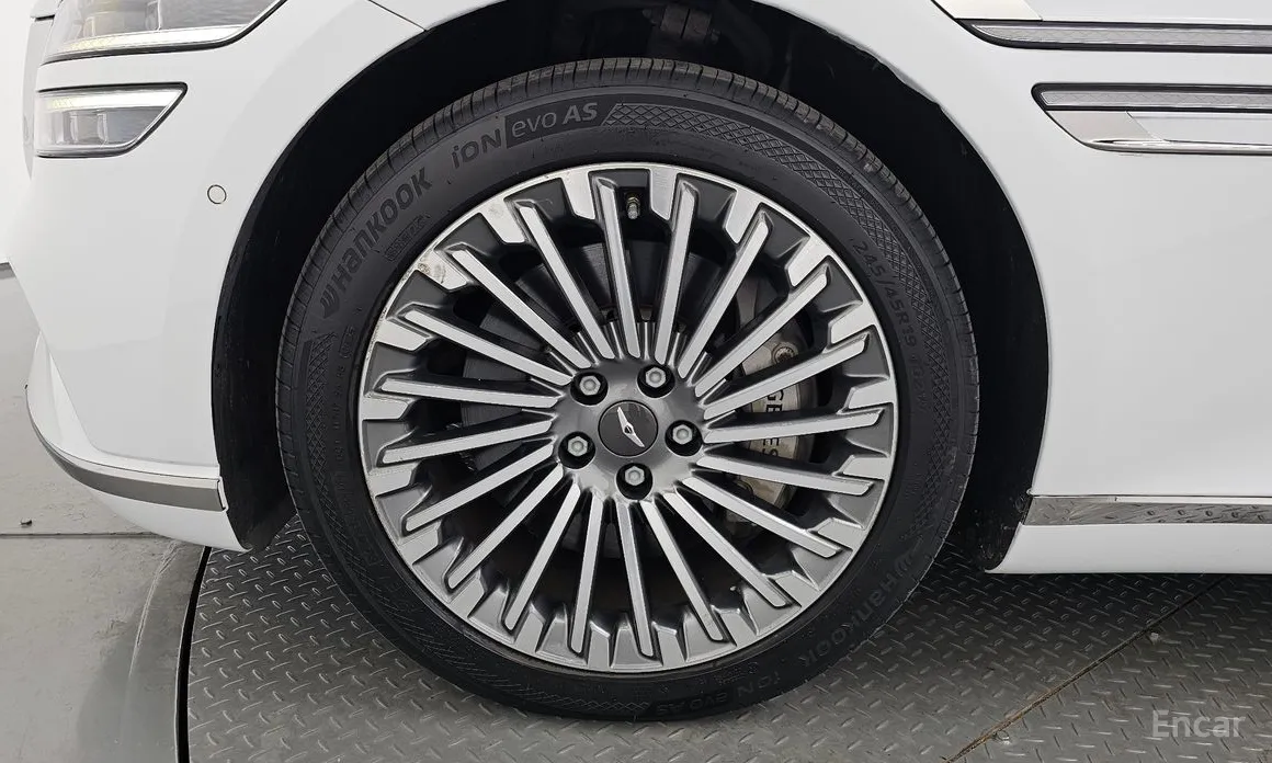 Genesis G80 2021 e-AWD