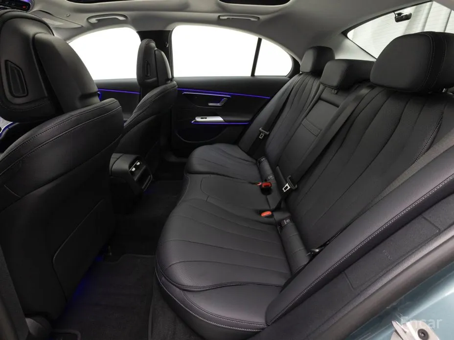 Mercedes-Benz E-Class 2024 E220d 4MATIC Exclusive