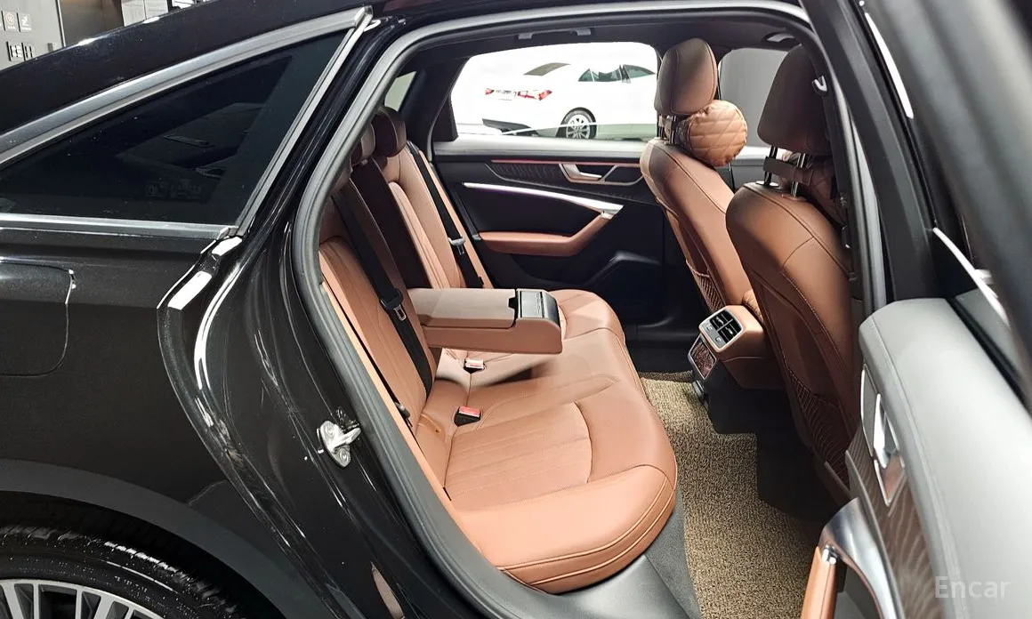 Audi A6 2019 45 TFSI Quattro Premium