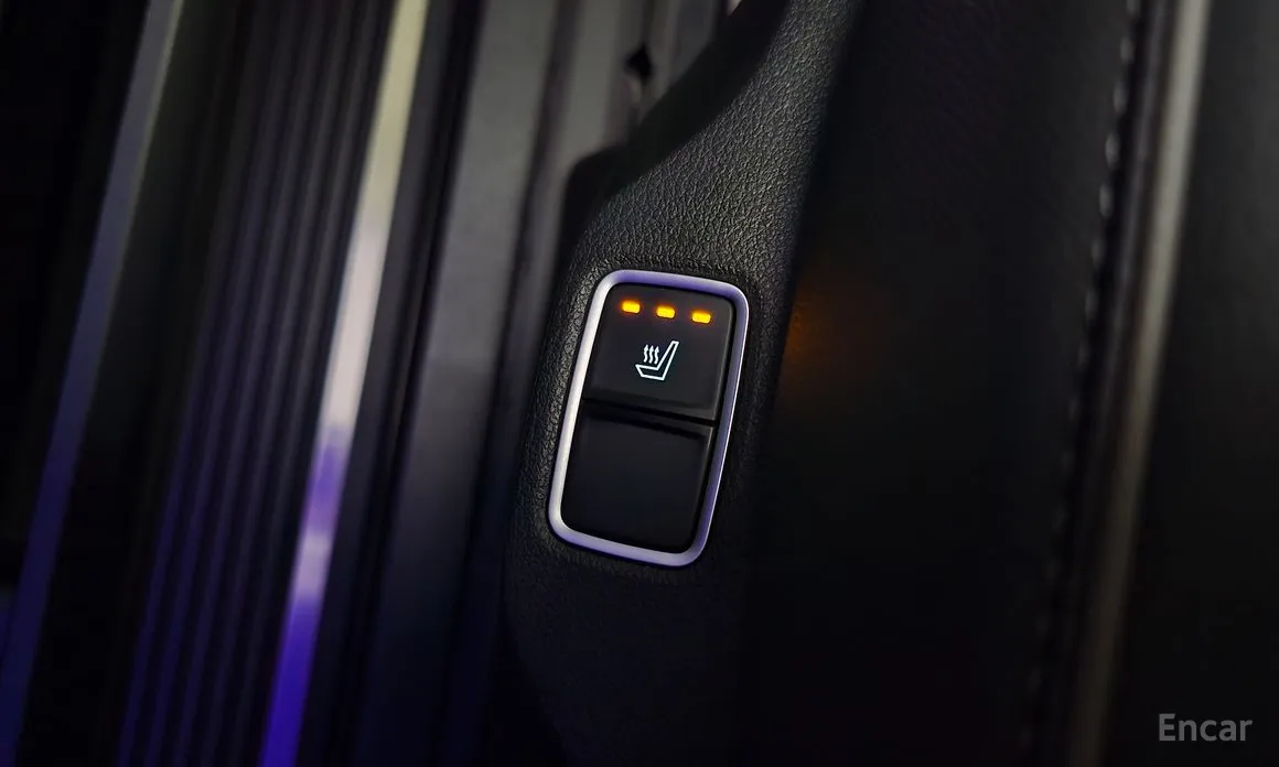 Hyundai Staria 2021 L3.5 Lounge 9-Seater