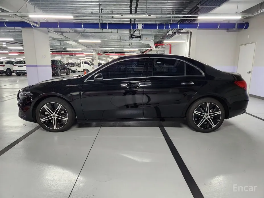 Mercedes-Benz A-Class 2019 A220 Sedan