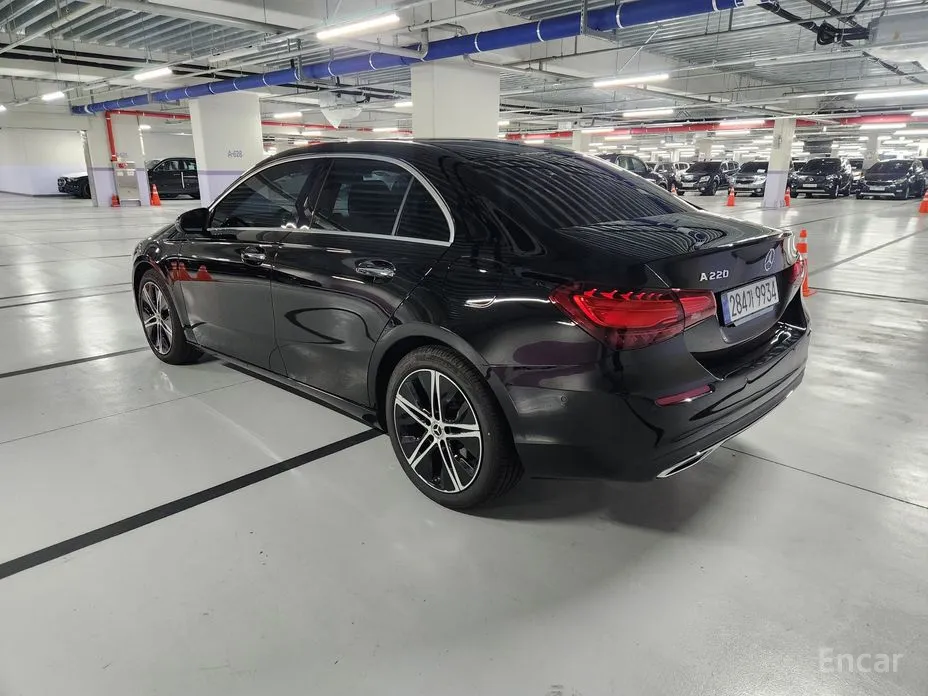 Mercedes-Benz A-Class 2019 A220 Sedan