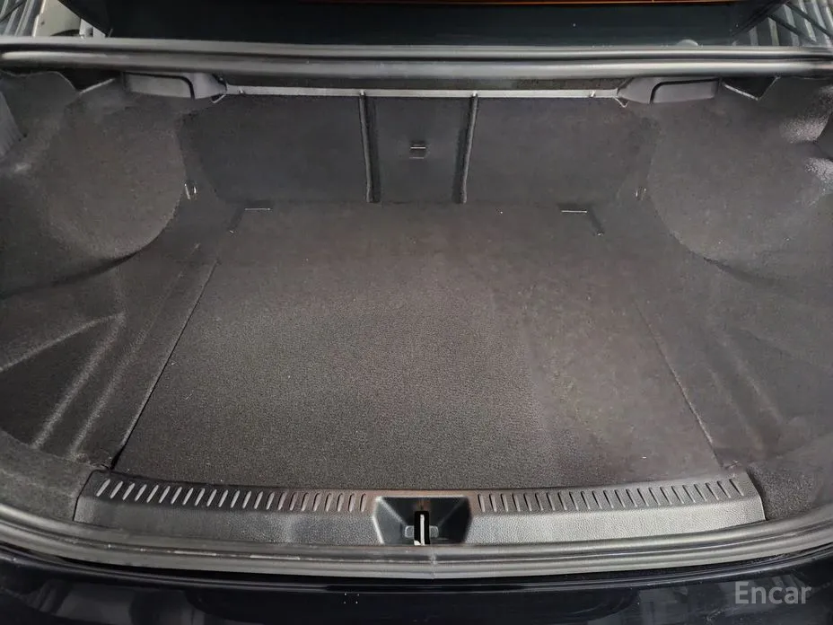 Mercedes-Benz A-Class 2019 A220 Sedan